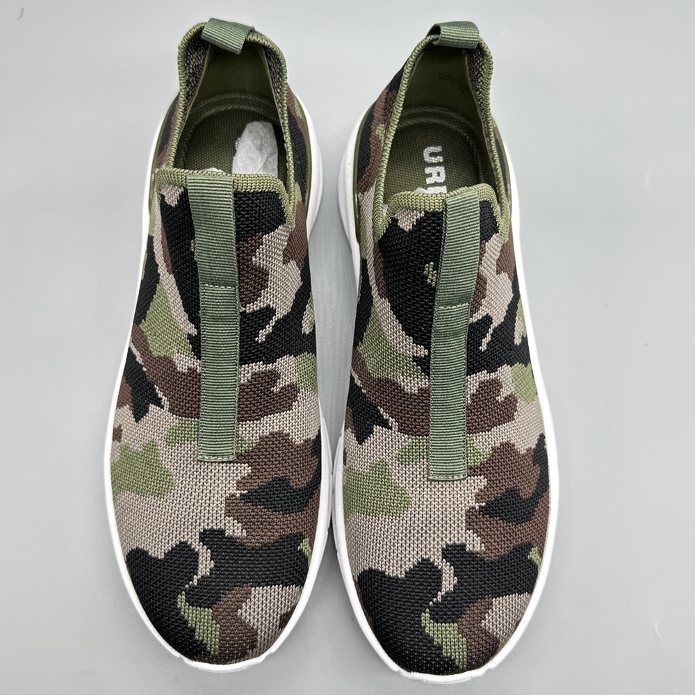 👉 Hanah Camo Khaki Knit Slip-On Sneakers – Women’s Size 8M Lightweight New